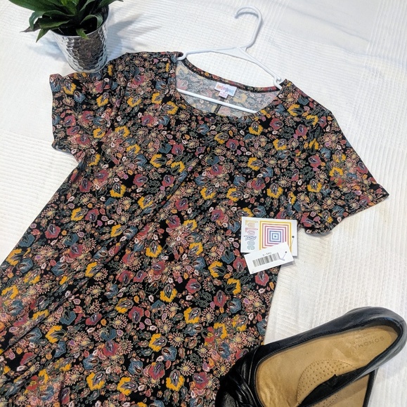 NWT LuLaRoe Abstract Floral Carly - Small - Picture 3 of 3